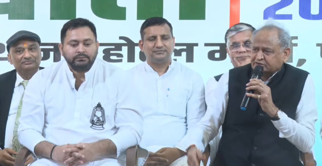 महागठबंधन में सीएम फेस होंगे तेजस्वी यादव,  डिप्टी सीएम के लिए मुकेश सहनी के नाम पर मुहर